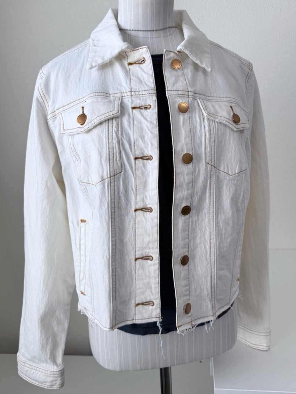 Women's Denim Cropped Trench Jacket - Universal Thread Off-White