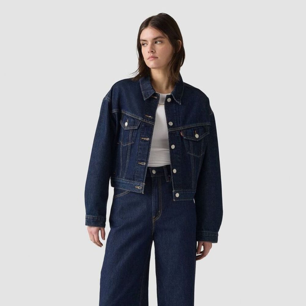 Levi's® Women's Shrunken 90's Trucker Jacket - Shaded View
