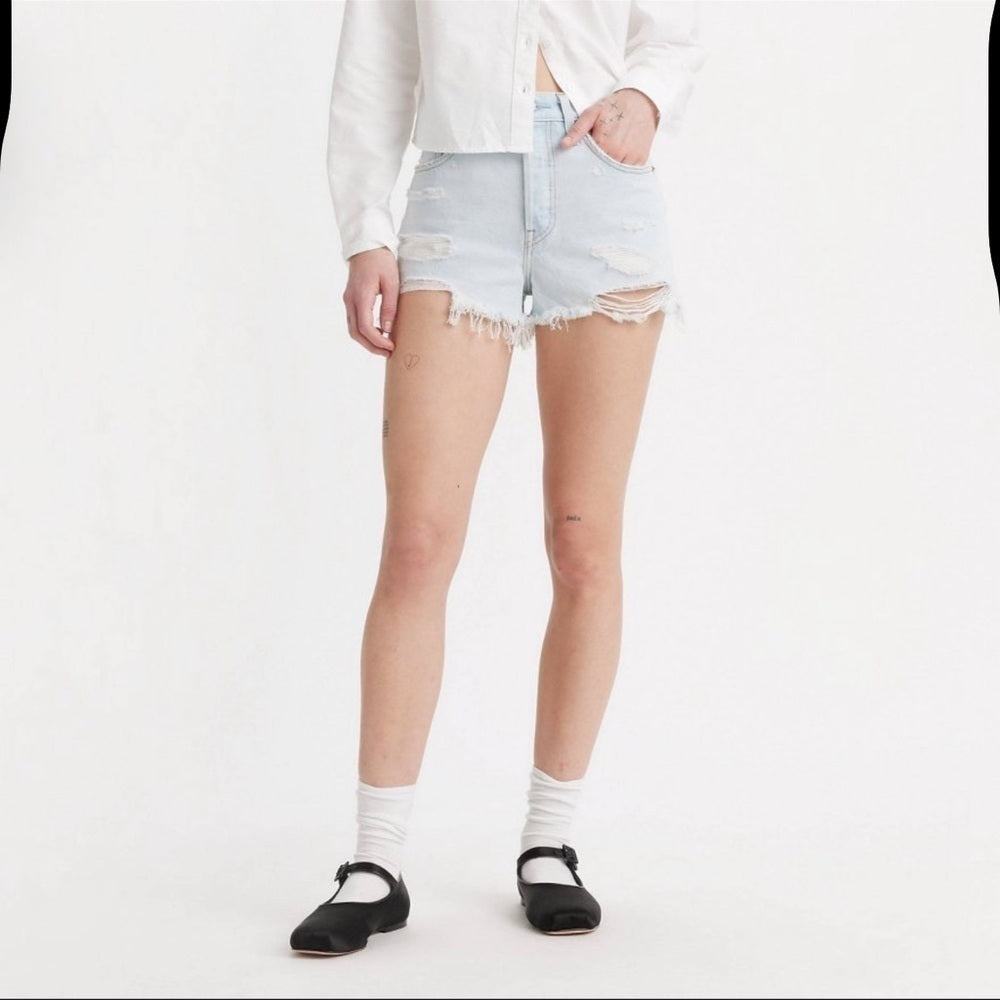 Levi's 501® Original Fit High-Rise Women's Jean Shorts - Find Time